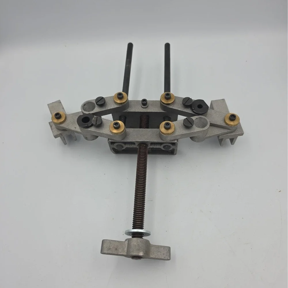 LEICHTUNG double edge